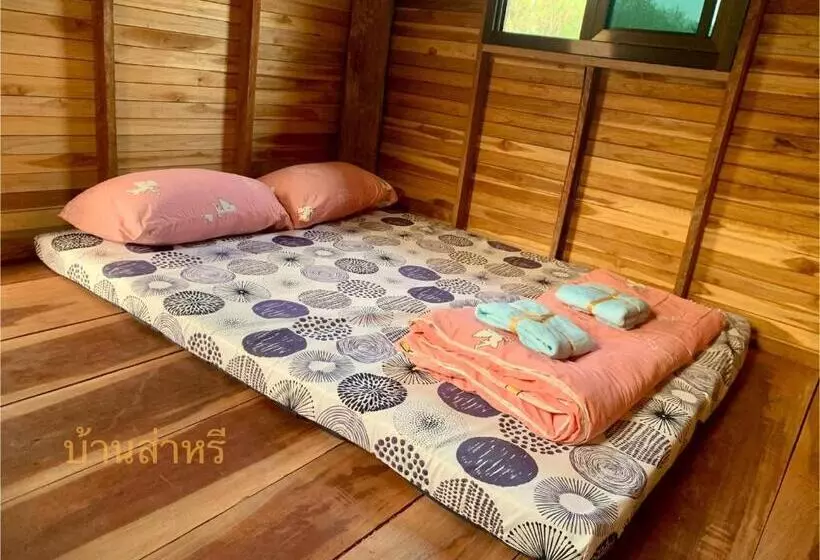 ホテル Baansahree Farmstay