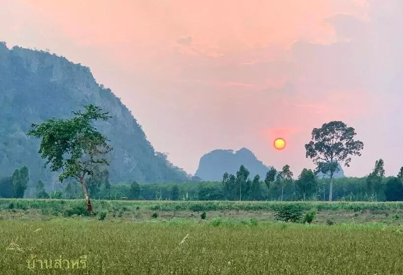 ホテル Baansahree Farmstay