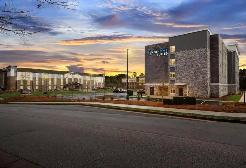 Hotelli Everhome Suites Huntsville   Research Park