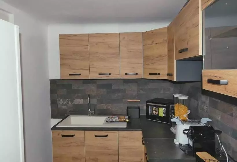 ベッドアンドブレックファースト Carlito S Way 234