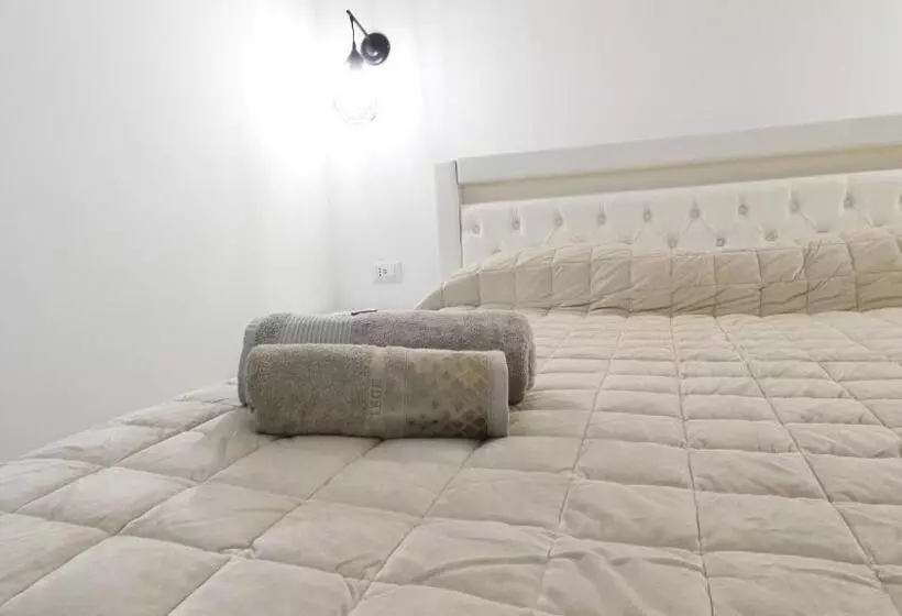 ベッドアンドブレックファースト Carlito S Way 234