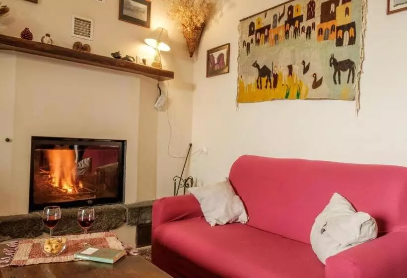 تختخواب و صبحانه L Uva E Il Vento Convivial Farmhouse
