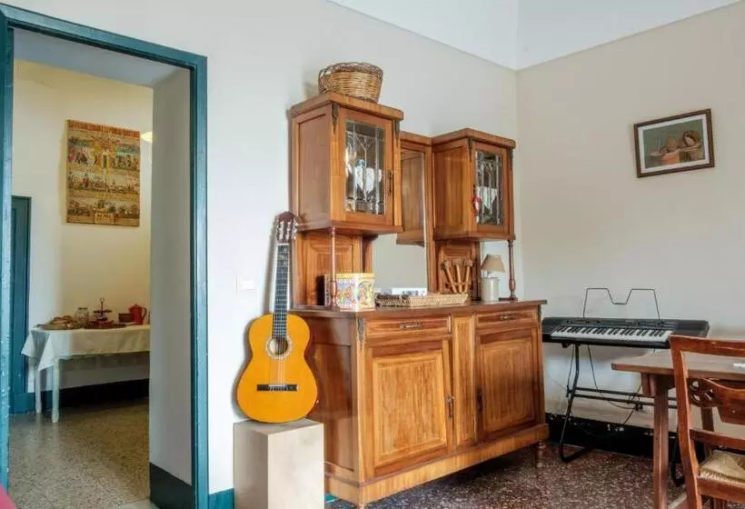 تختخواب و صبحانه L Uva E Il Vento Convivial Farmhouse
