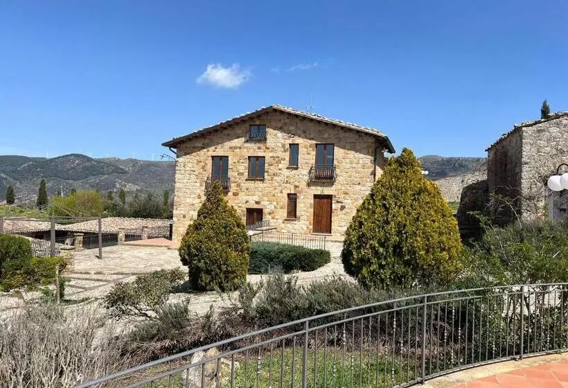 هتل Agriturismo Tenuta Castagna