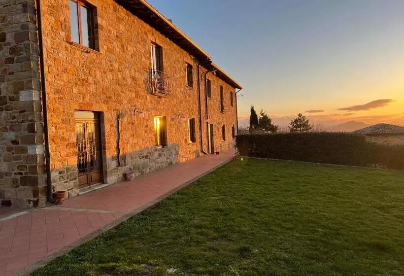 هتل Agriturismo Tenuta Castagna