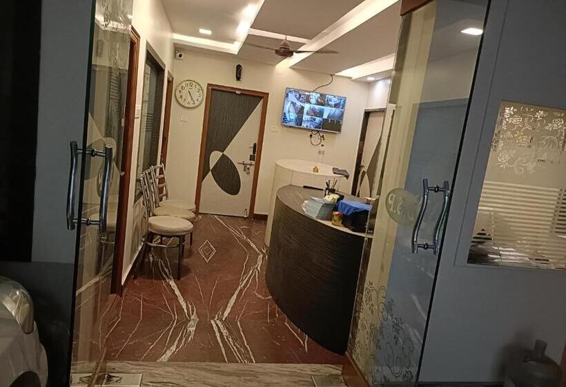 Hotelli Dakshin Sea Paradise