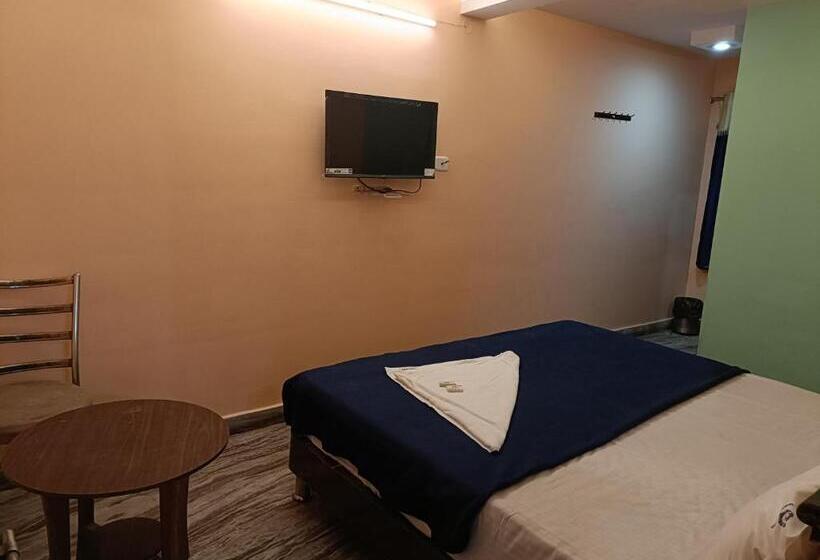 Hotelli Dakshin Sea Paradise