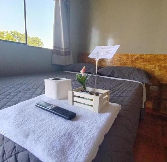 ホテル Intihuatana Hospedaje Restaurant Campestre