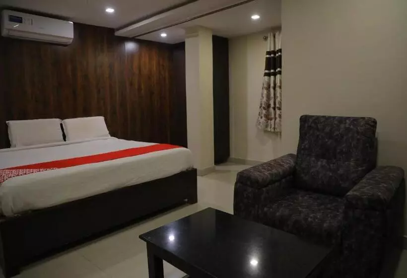 ホテル O Renigunta Near Railway Station