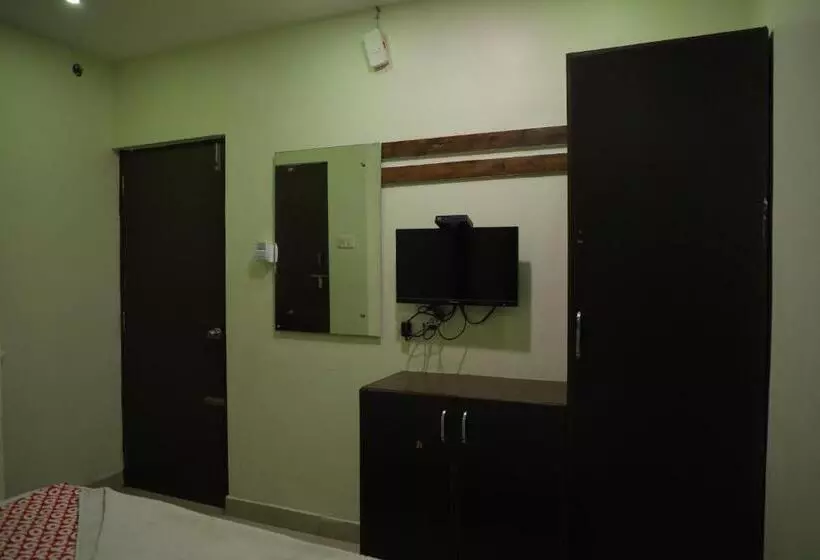 ホテル O Renigunta Near Railway Station