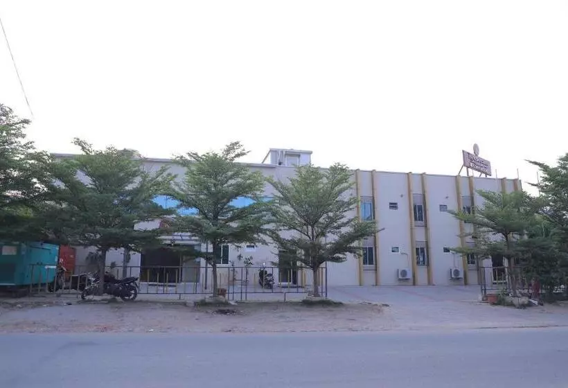 ホテル O Renigunta Near Railway Station