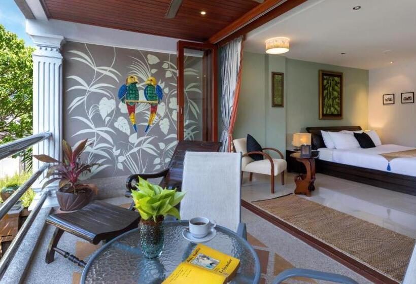 فندق Talay Naiharn