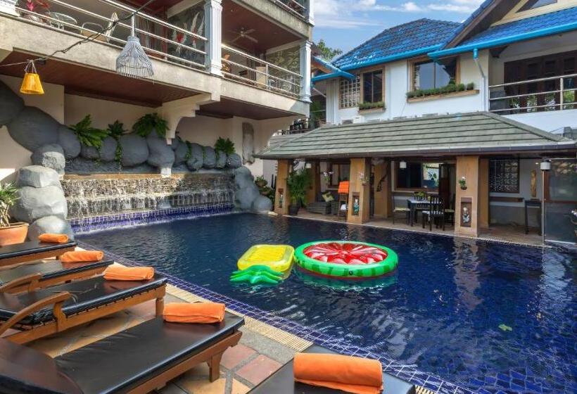 فندق Talay Naiharn