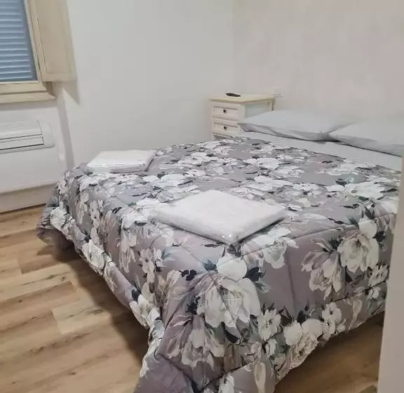 پانسیون Affitta Camere Mazzatinti