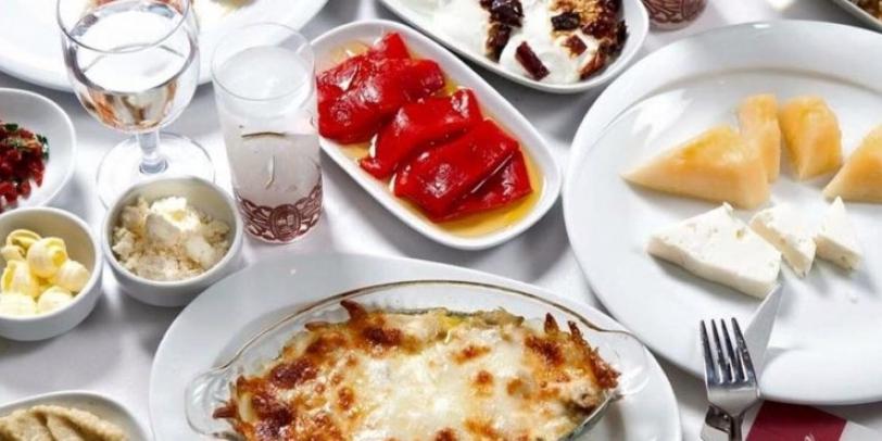 Pensão Alsancak Konak Seaside 50 Mt Walk Double Room