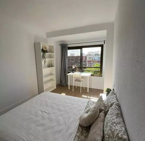 پانسیون Urban Coliving Alicante