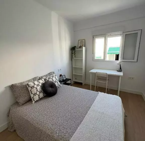 پانسیون Urban Coliving Alicante