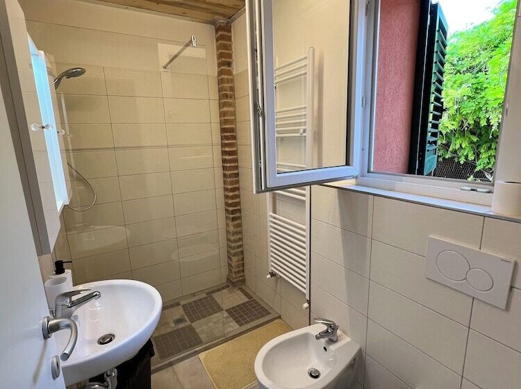 Пансион La Casa Di Giada  Rooms Uscita Autostrada Di Imola