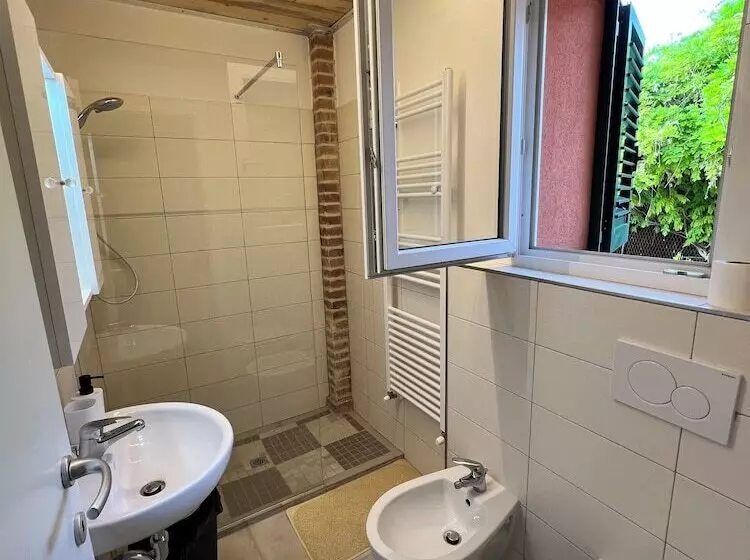 Majatalo La Casa Di Giada  Rooms Uscita Autostrada Di Imola