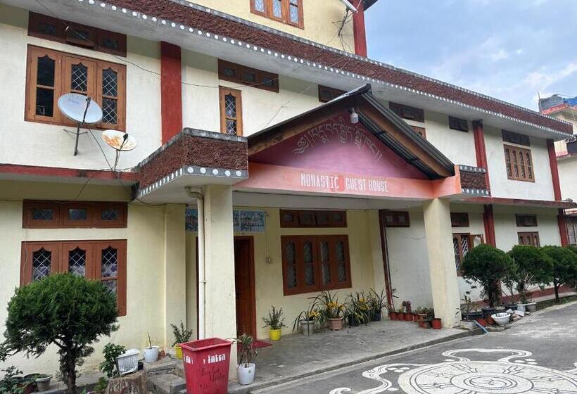 ペンション Pema Dekey Monastic Guest House
