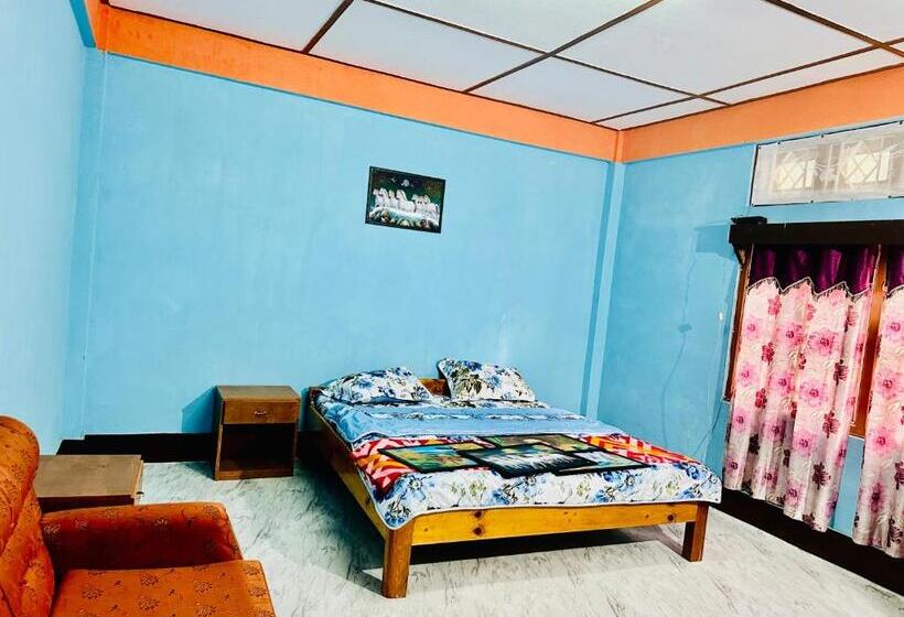 ペンション Pema Dekey Monastic Guest House