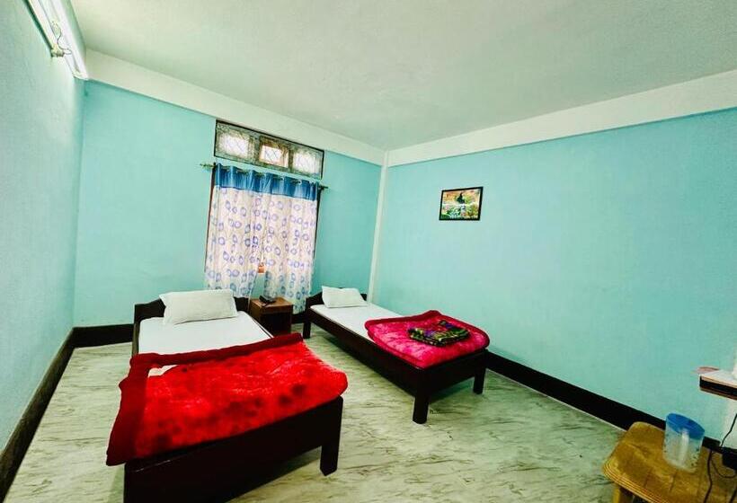 ペンション Pema Dekey Monastic Guest House