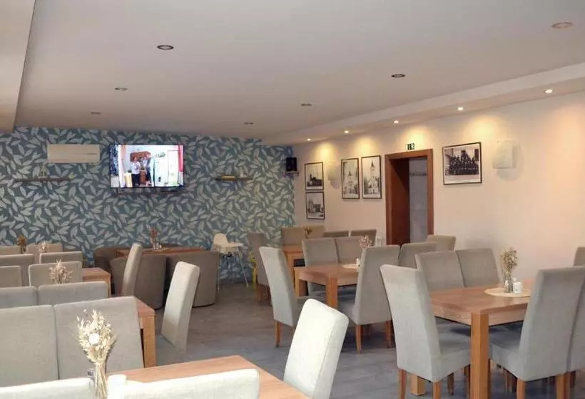 Majatalo Penzion Carlos