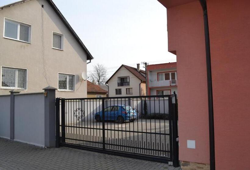 Пансион Penzion Carlos