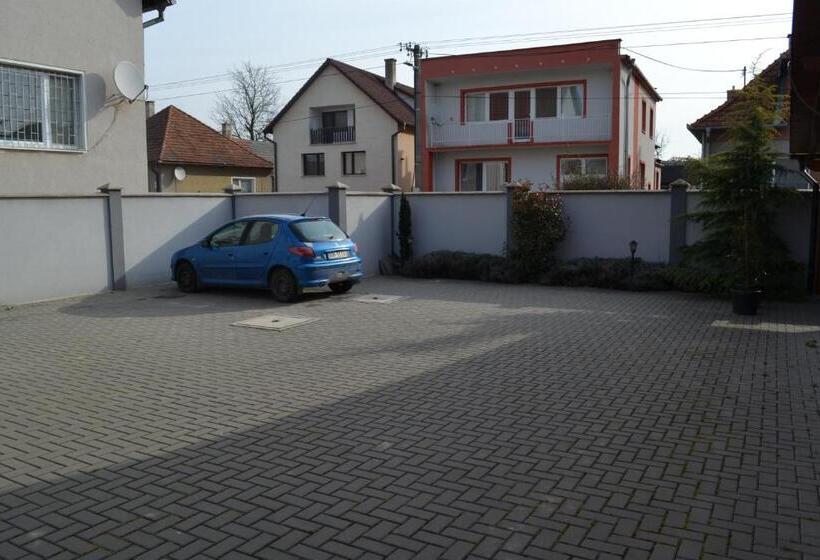 Пансион Penzion Carlos