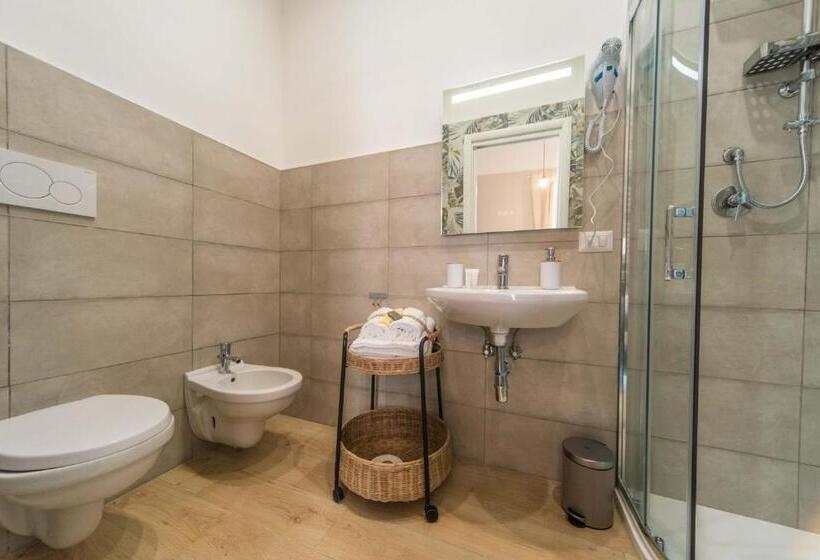 펜션 Porto Trani Maison D Hòtes