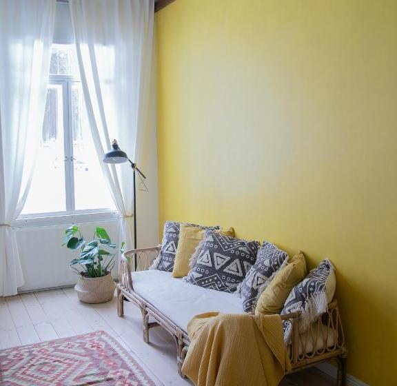 פנסיון Villa Loimu