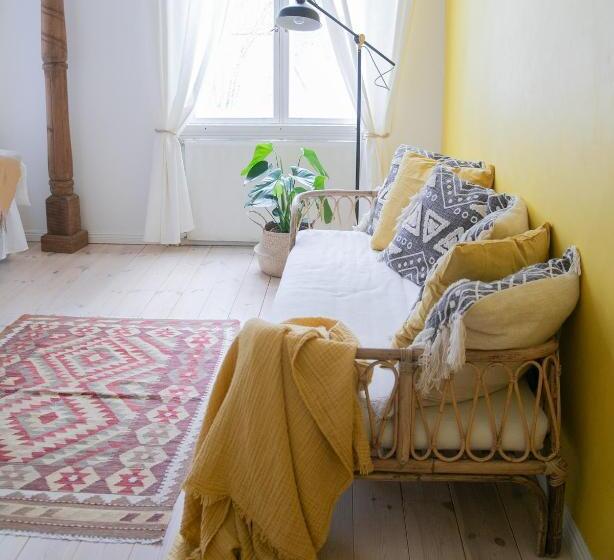 פנסיון Villa Loimu