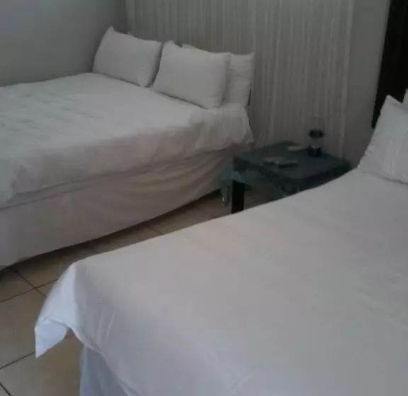 Aamiaismajoitus (B&B) Palm Springs B And B And Self Catering