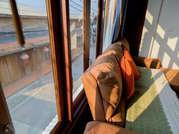 Hotelli โมเมนต์ แอ๊ท ริมโขง