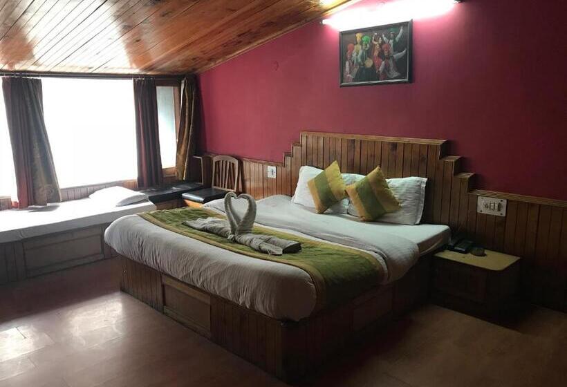 Hotel Eagle Nest Central Heated