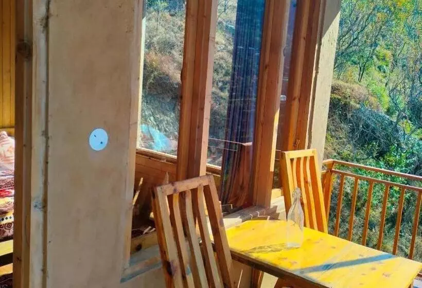 Majatalo Pyare Café And Cottage Tents