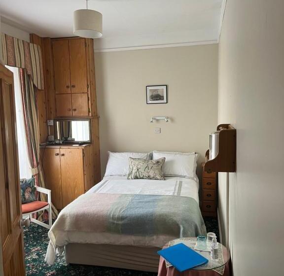 Bed and Breakfast Ashmore House