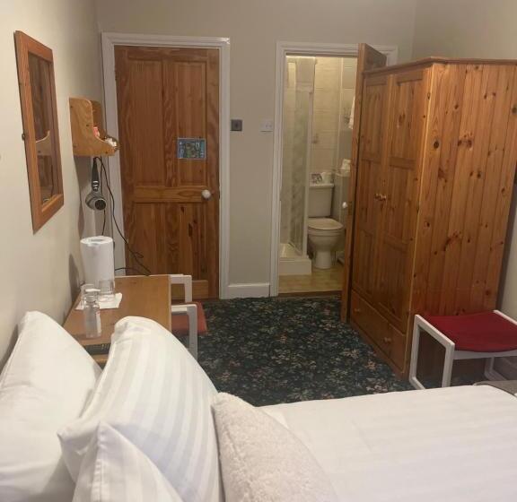 Bed and Breakfast Ashmore House