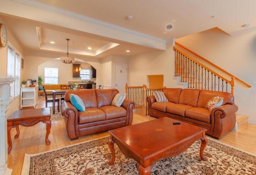 Bed and Breakfast Luxury & Jolly Hearted Private Room In Dc