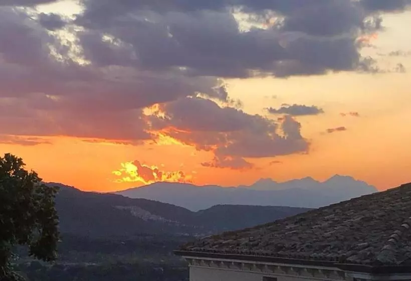 Aamiaismajoitus (B&B) Tre Monti