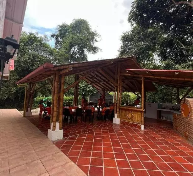 ホテル Cabañas Monteleón Paicol  Huila