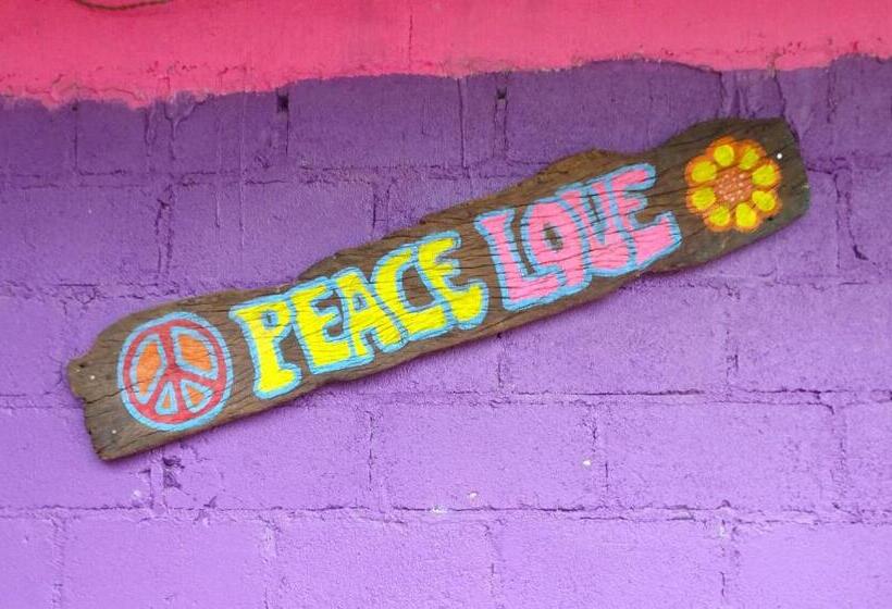 Отель Peace And Love