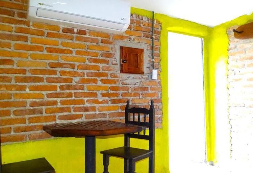 Отель Peace And Love