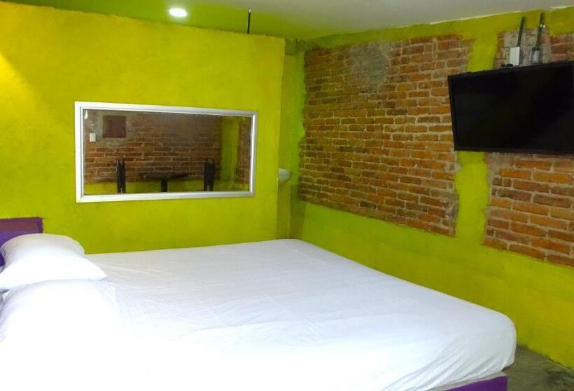 Отель Peace And Love