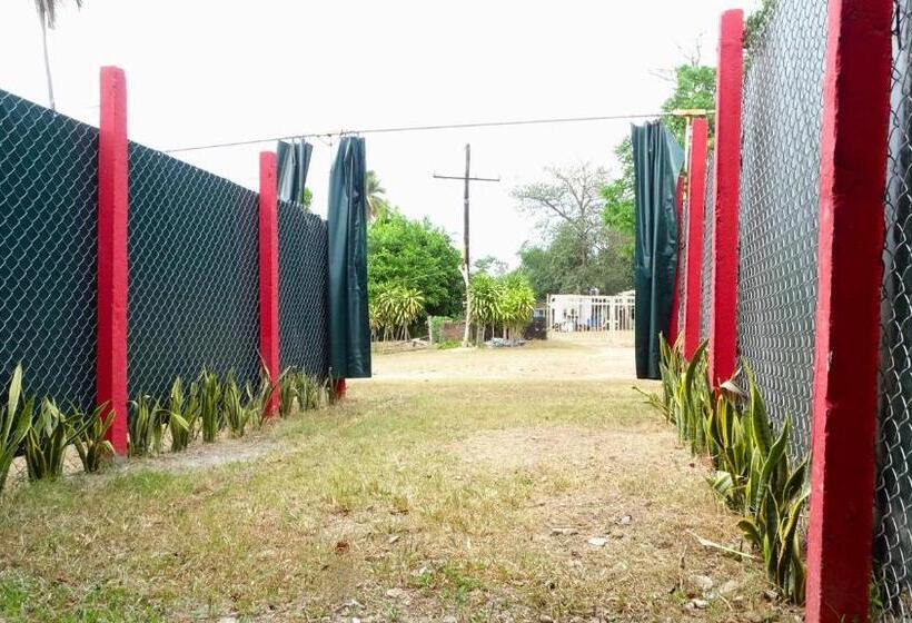 Отель Peace And Love