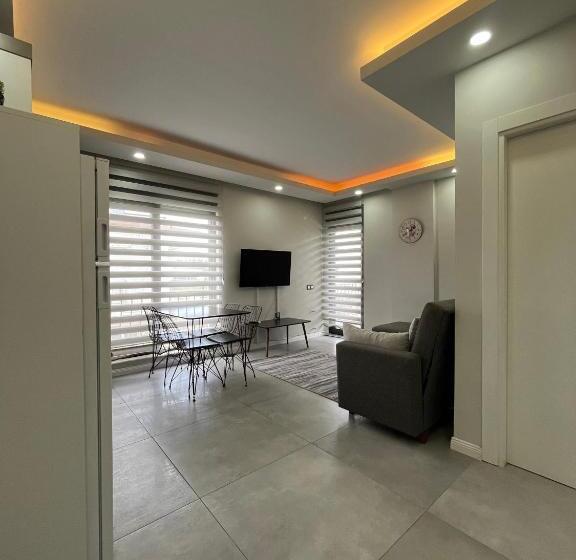 Lara Art Apart Otel D.6