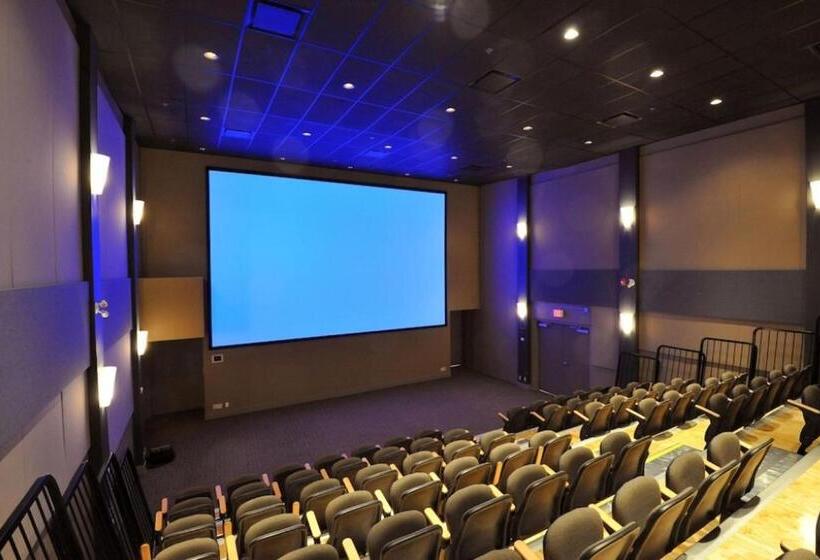 Luxury Resort 2bedroom 2bath Sleeps 6 945 Square Feet