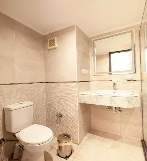 Mar Charbel Hotel Cairo