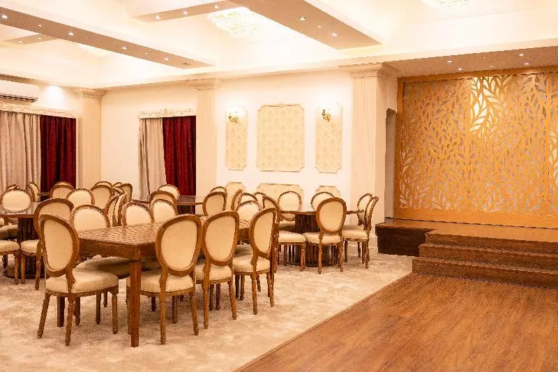 Mar Charbel Hotel Cairo