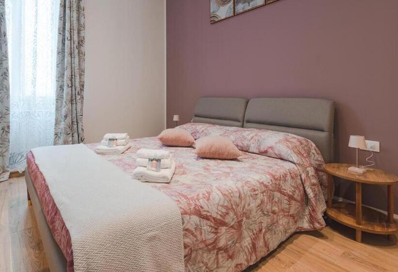 پانسیون Arcobaleno Trieste Via Udine 19